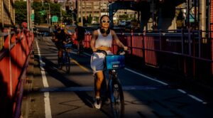 4 Ways to Design Safe Streets for Cyclists